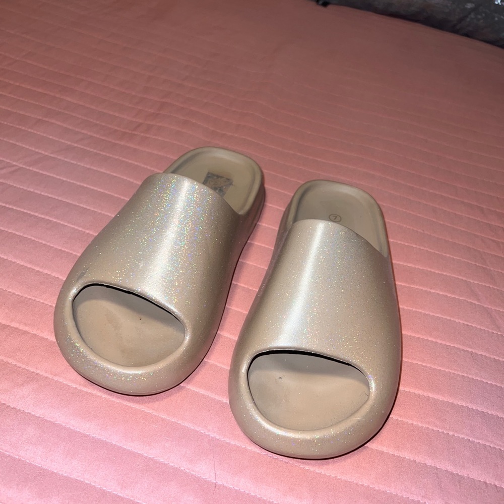 Mudd House Slides